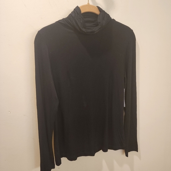 FLAIR Women's Black Turtlle Neck Long Sleeves Tshit size S NWT - Picture 3 of 9